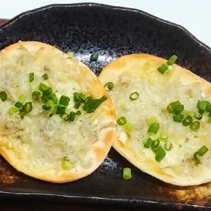 餃子の皮が少し余った時にも、簡単に作れておいしいです！おつまみにも最適でした♪